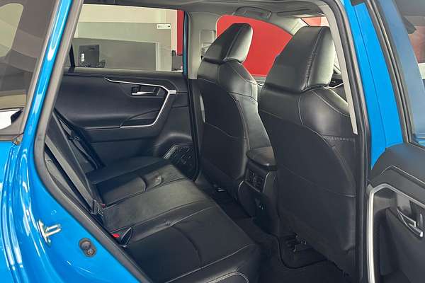 2021 Toyota RAV4 Cruiser AXAH52R