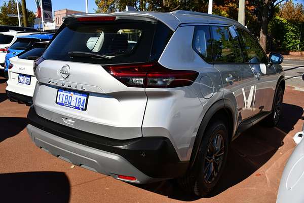 2023 Nissan X-TRAIL ST T33