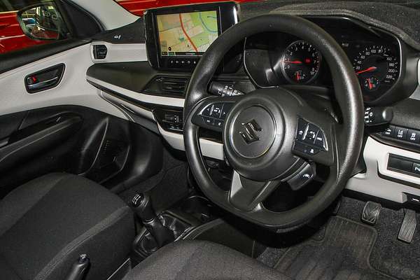 2024 Suzuki Swift Hybrid UZ