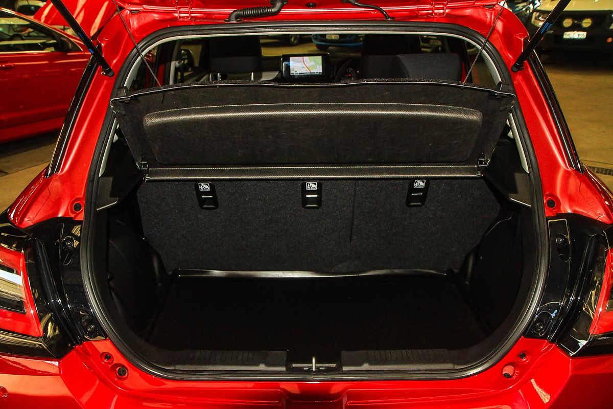 2024 Suzuki Swift Hybrid UZ
