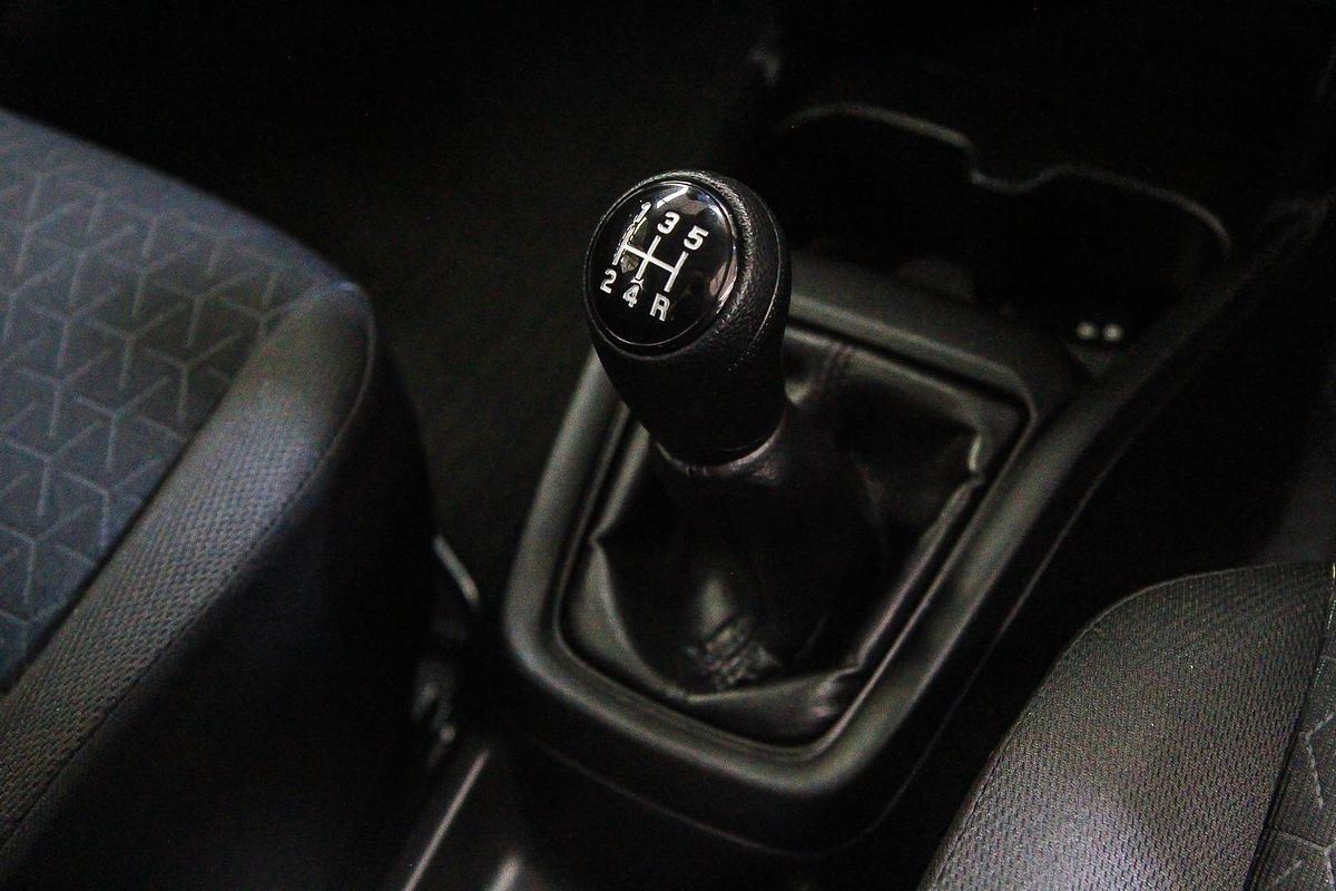 2024 Suzuki Swift Hybrid UZ
