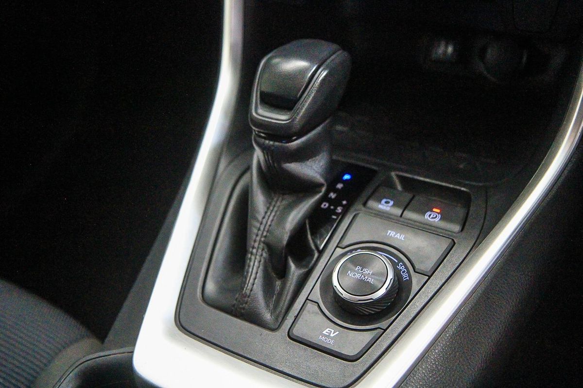 2019 Toyota RAV4 GX AXAH54R