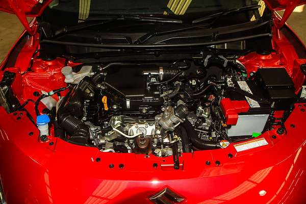 2024 Suzuki Swift Hybrid UZ