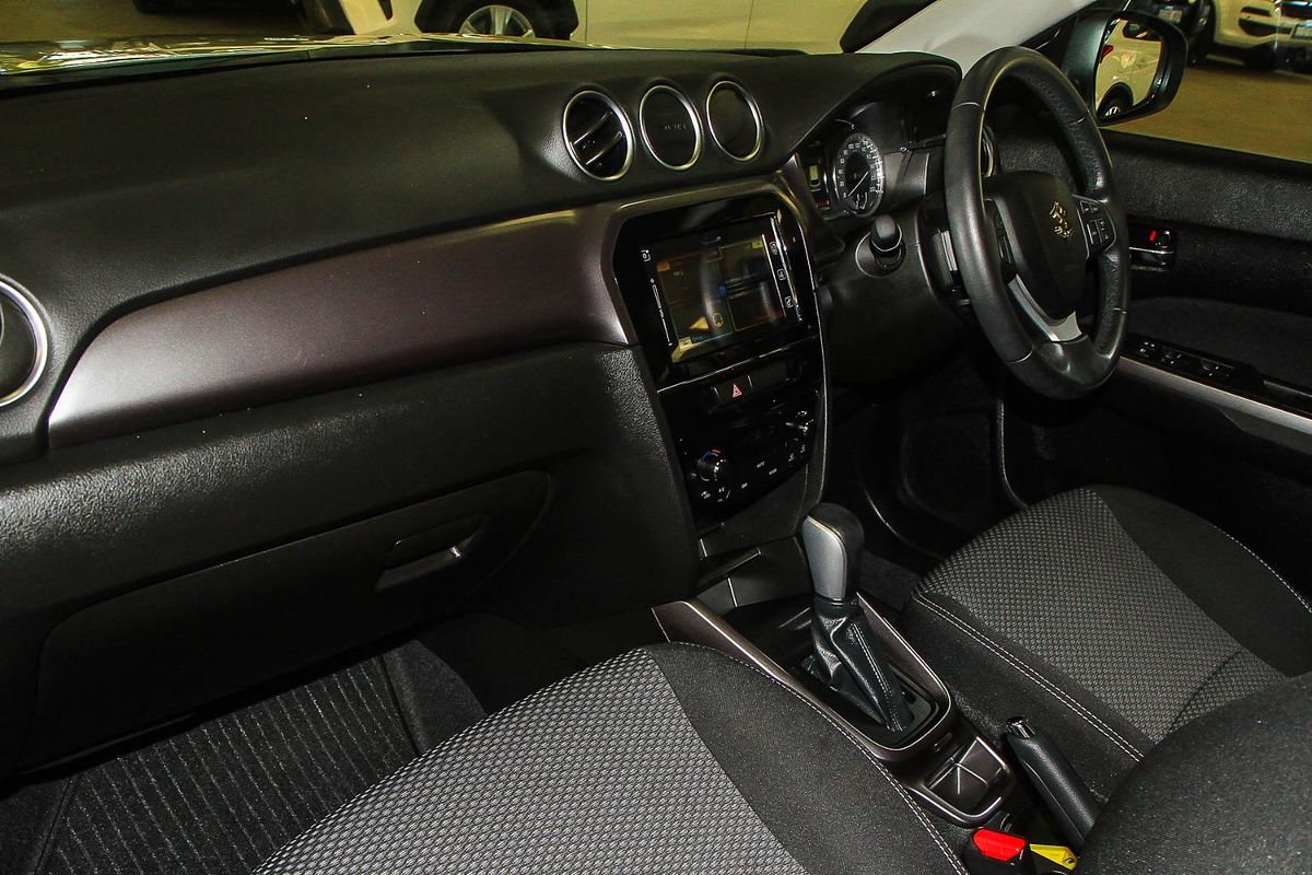 2024 Suzuki Vitara LY Series II
