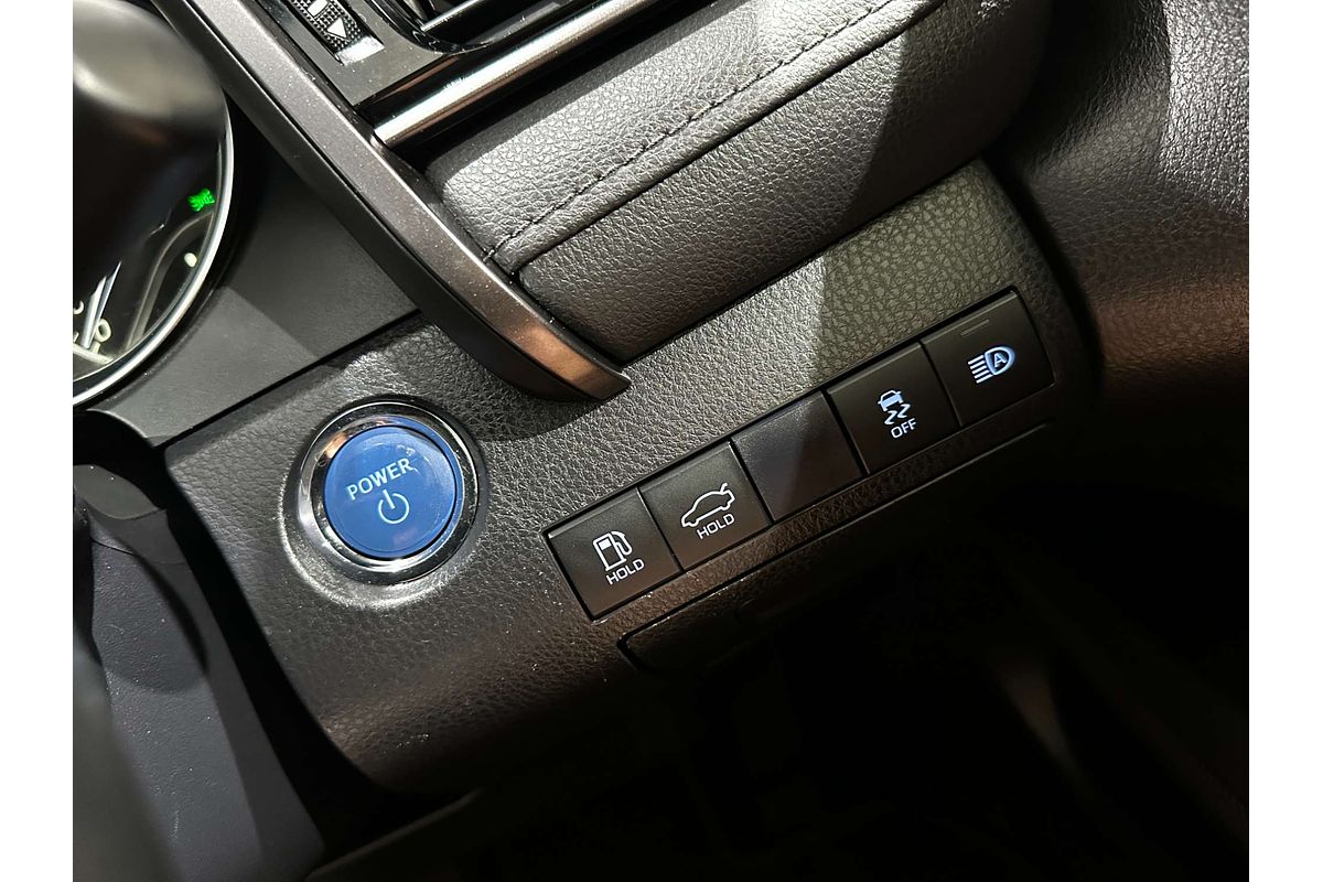 2021 Toyota Camry Ascent Sport AXVH70R
