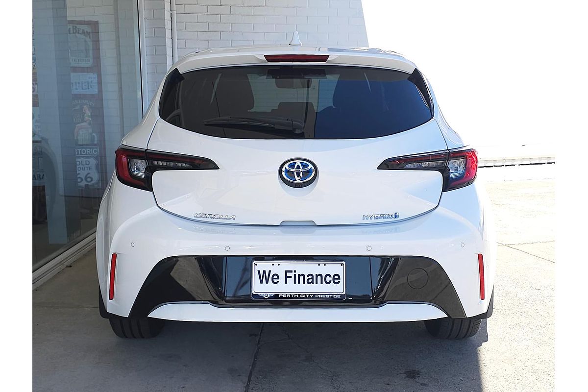 2022 Toyota Corolla SX Hybrid ZWE219R