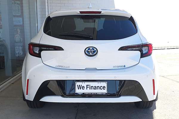 2022 Toyota Corolla SX Hybrid ZWE219R