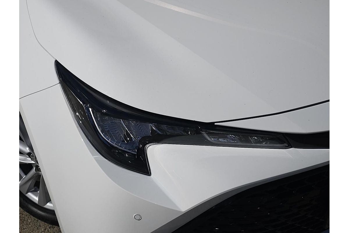2022 Toyota Corolla SX Hybrid ZWE219R