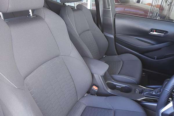 2022 Toyota Corolla SX Hybrid ZWE219R