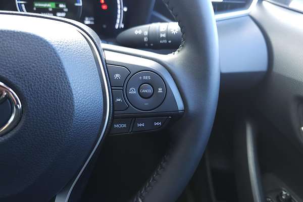 2022 Toyota Corolla SX Hybrid ZWE219R