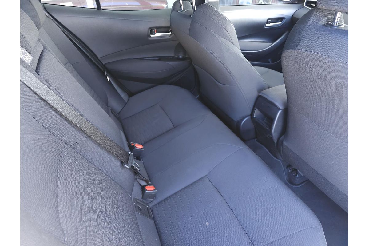 2022 Toyota Corolla SX Hybrid ZWE219R