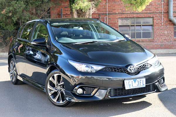 2015 Toyota Corolla SX ZRE182R