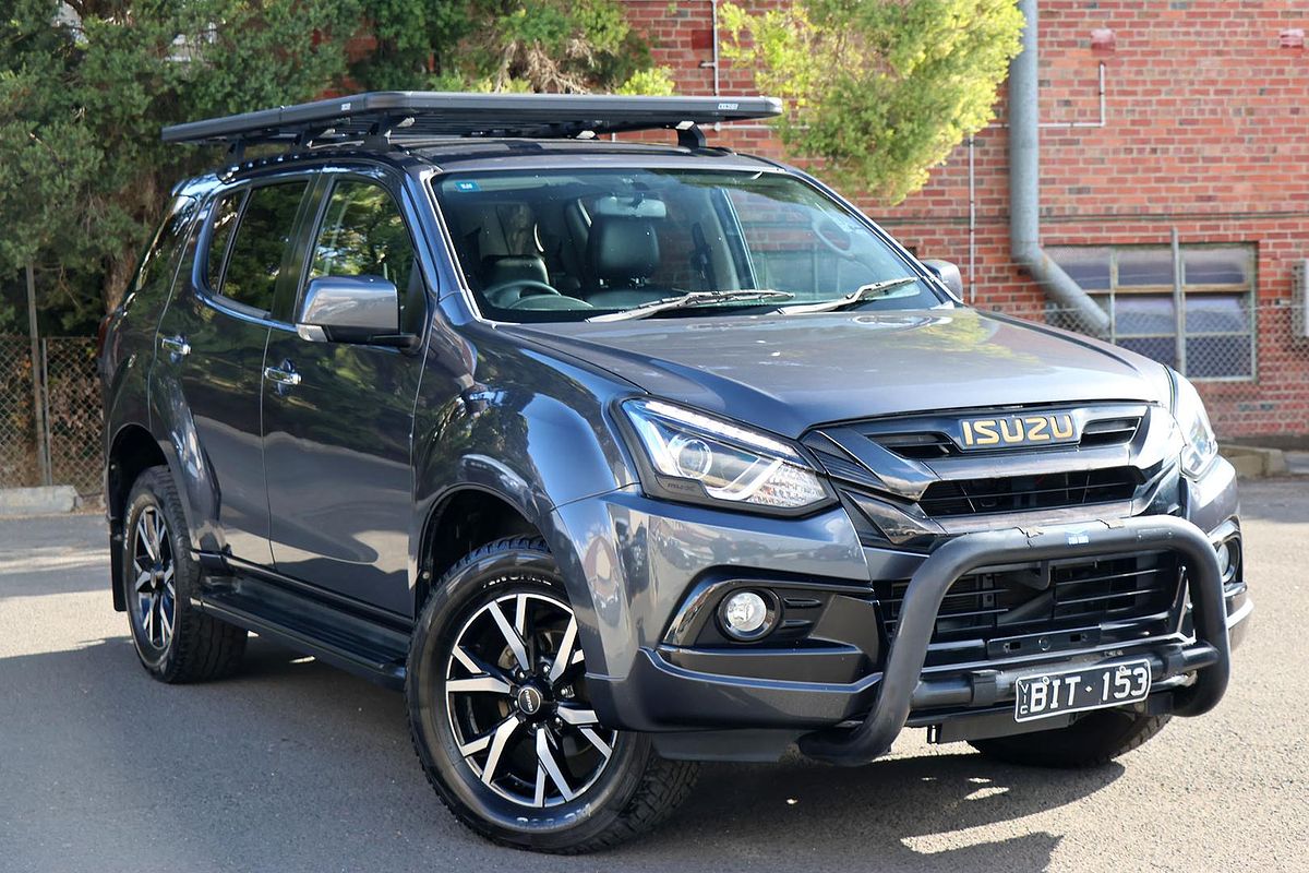 2020 Isuzu MU-X Onyx Edition