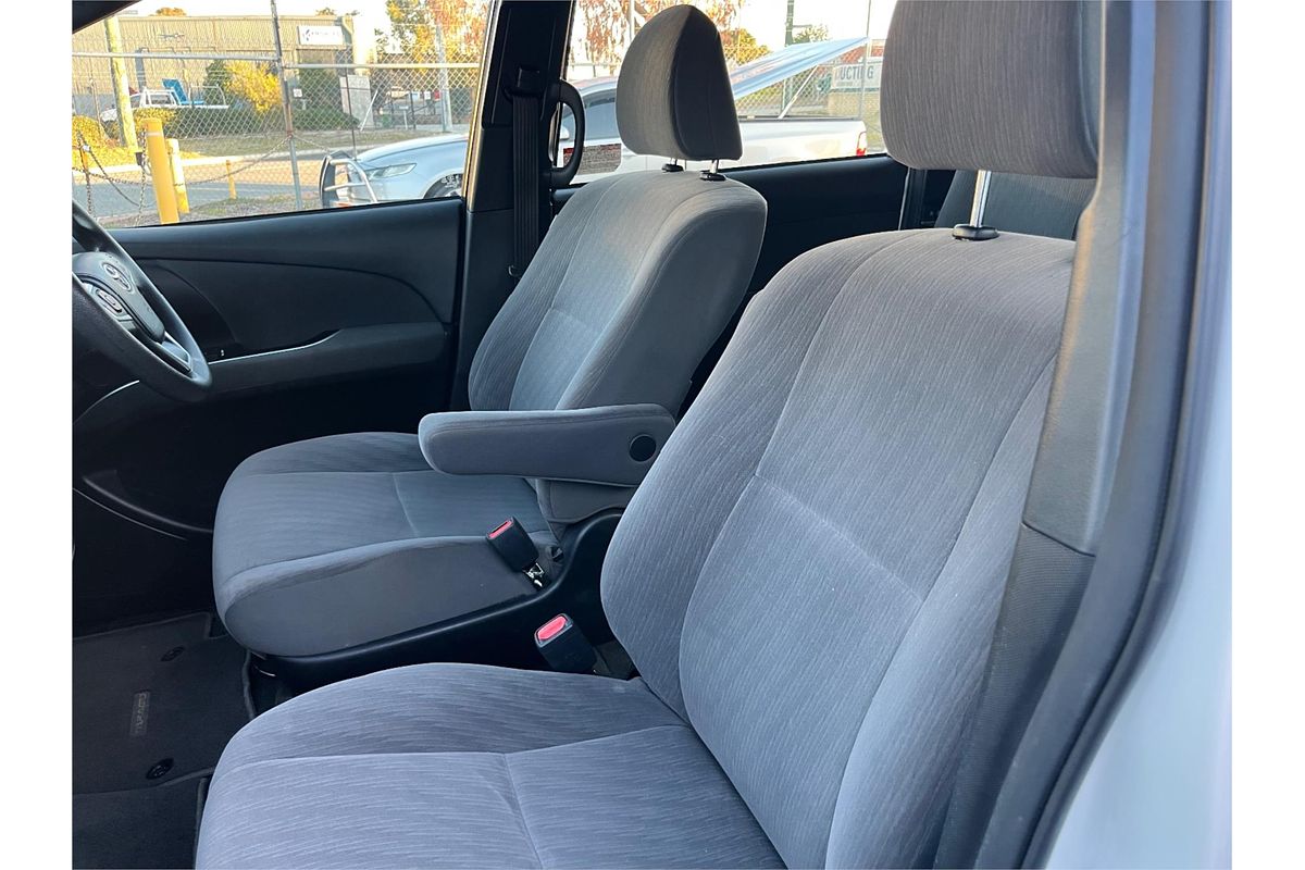 2019 Toyota Tarago GLi ACR50R