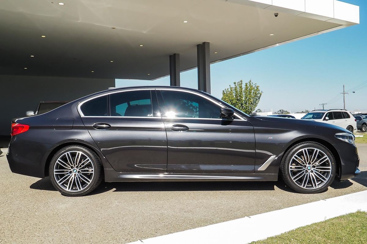2020 BMW 5 Series 520i M Sport G30