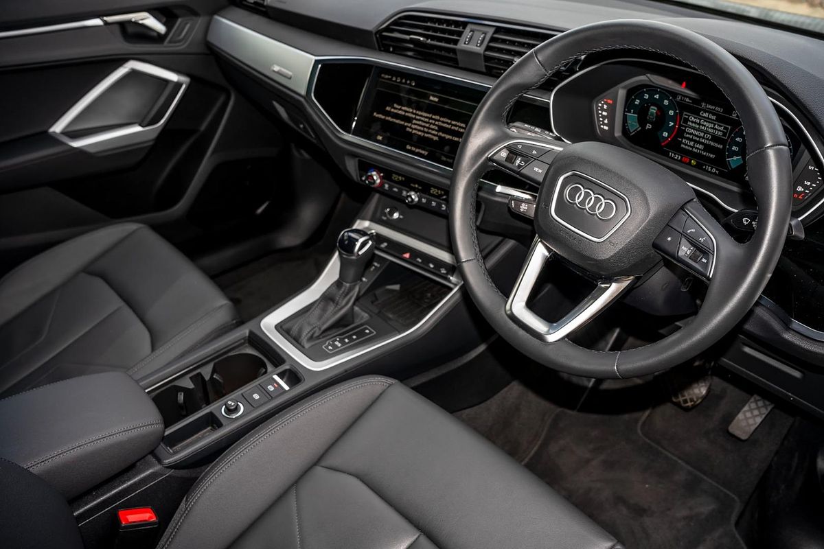 2024 Audi Q3 35 TFSI F3