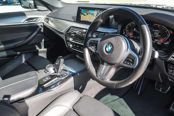 2020 BMW 5 Series 520i M Sport G30