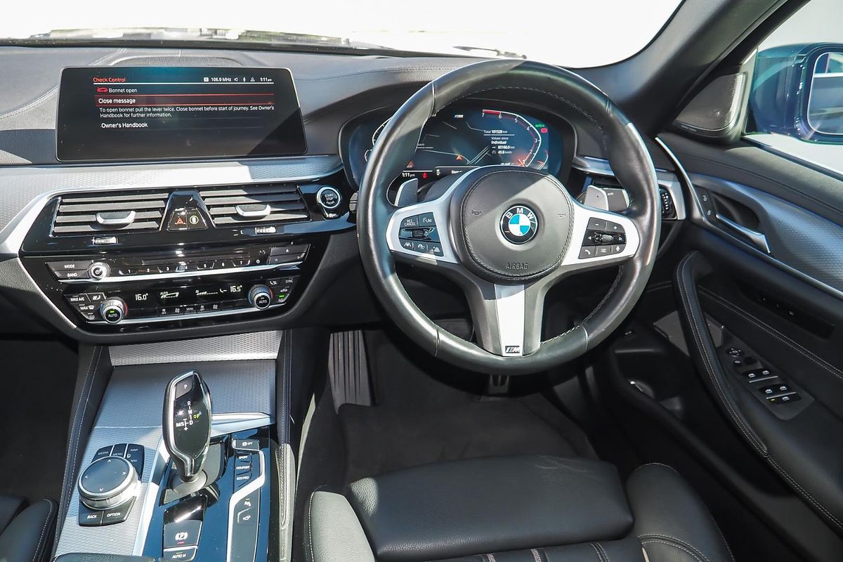 2020 BMW 5 Series 520i M Sport G30