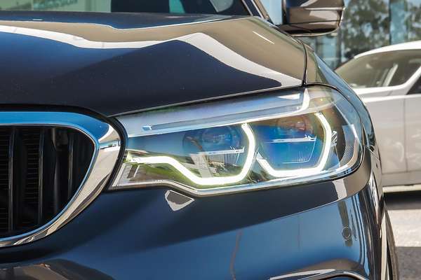 2020 BMW 5 Series 520i M Sport G30