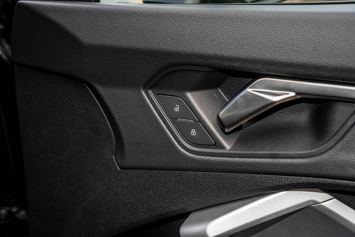 2024 Audi Q3 35 TFSI F3
