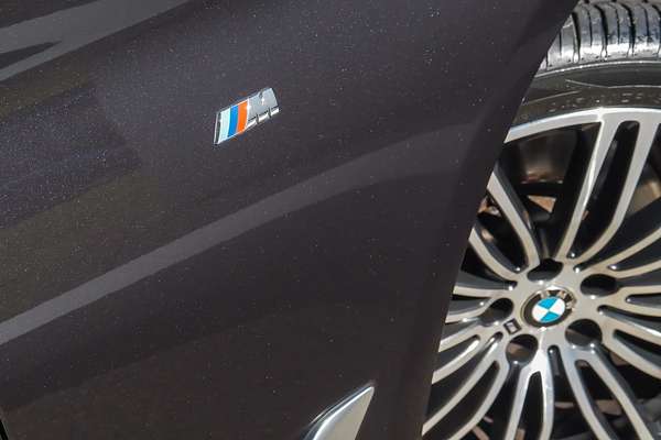 2020 BMW 5 Series 520i M Sport G30