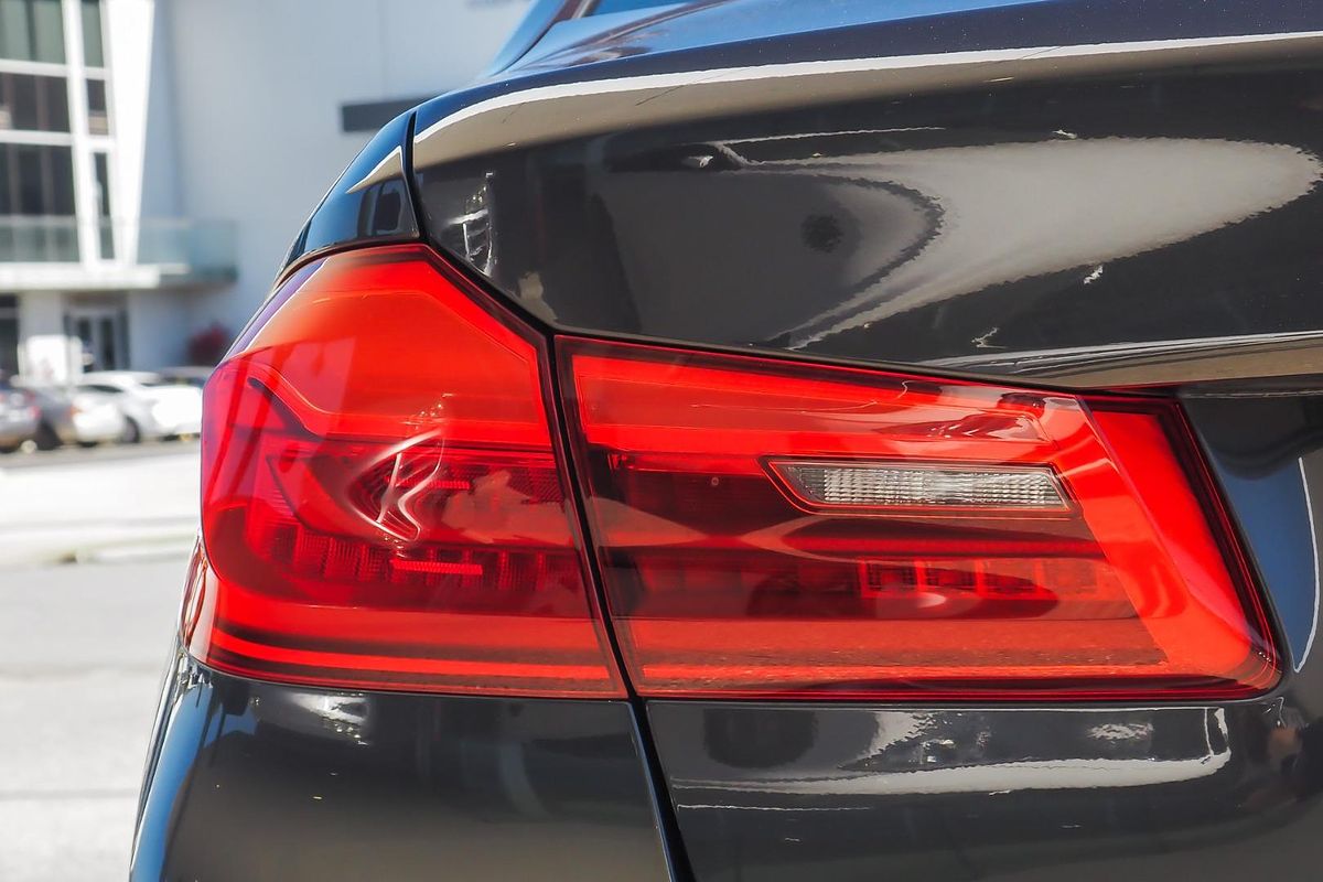 2020 BMW 5 Series 520i M Sport G30