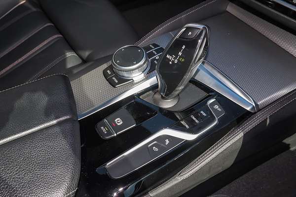 2020 BMW 5 Series 520i M Sport G30