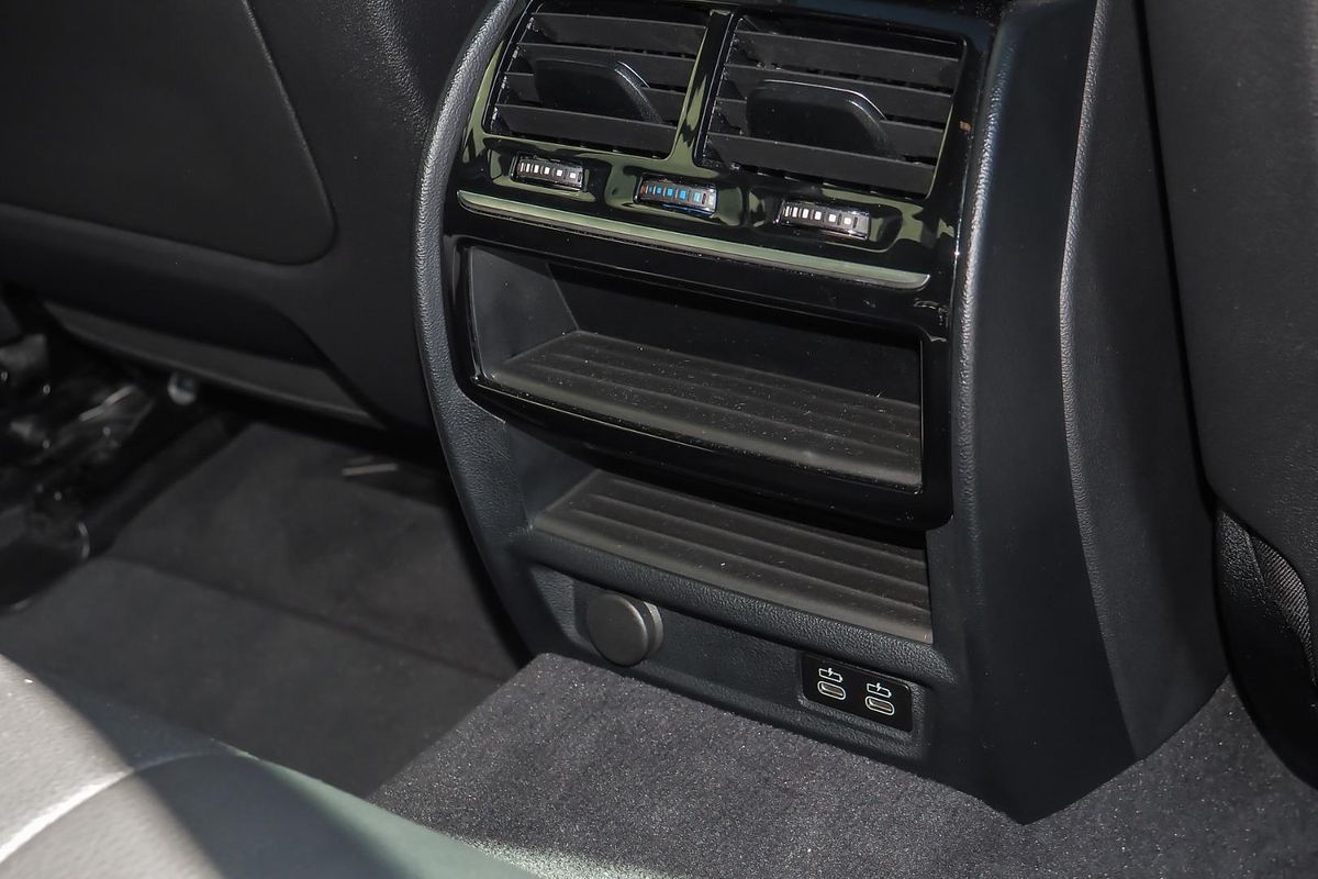 2020 BMW 5 Series 520i M Sport G30
