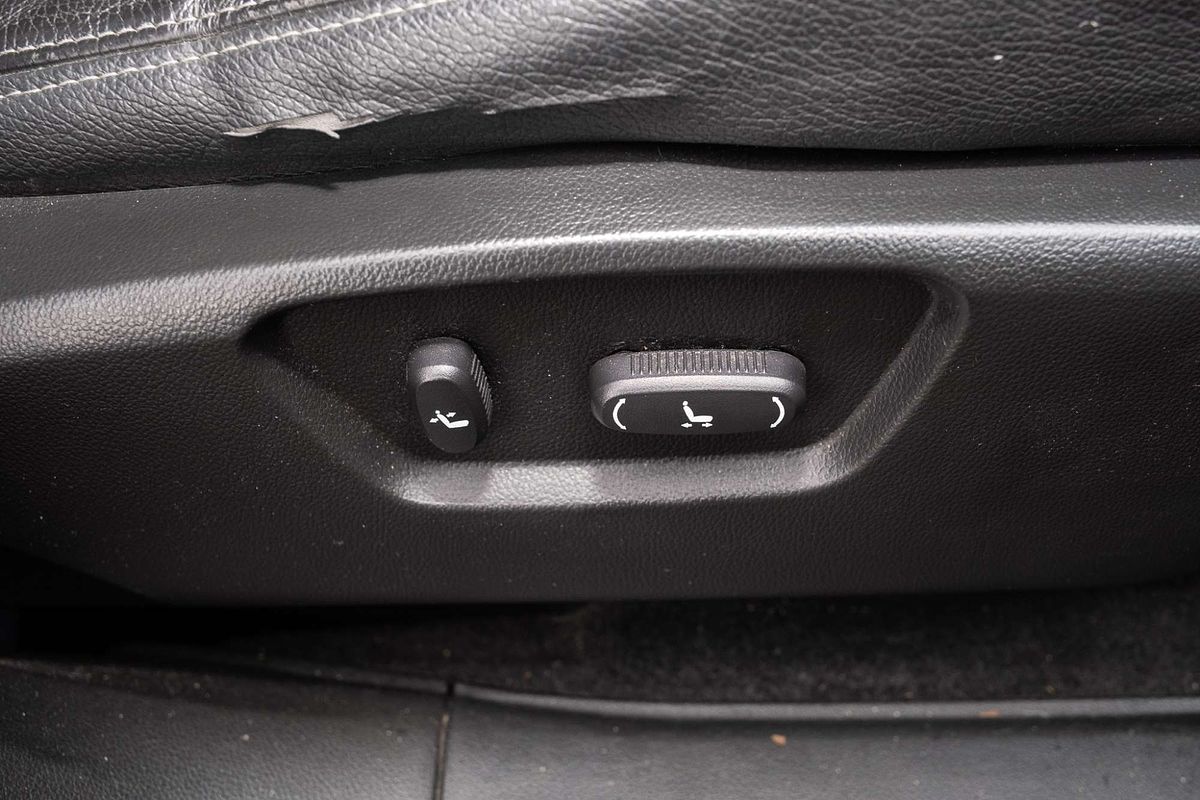 2012 Holden Captiva 7 LX CG Series II