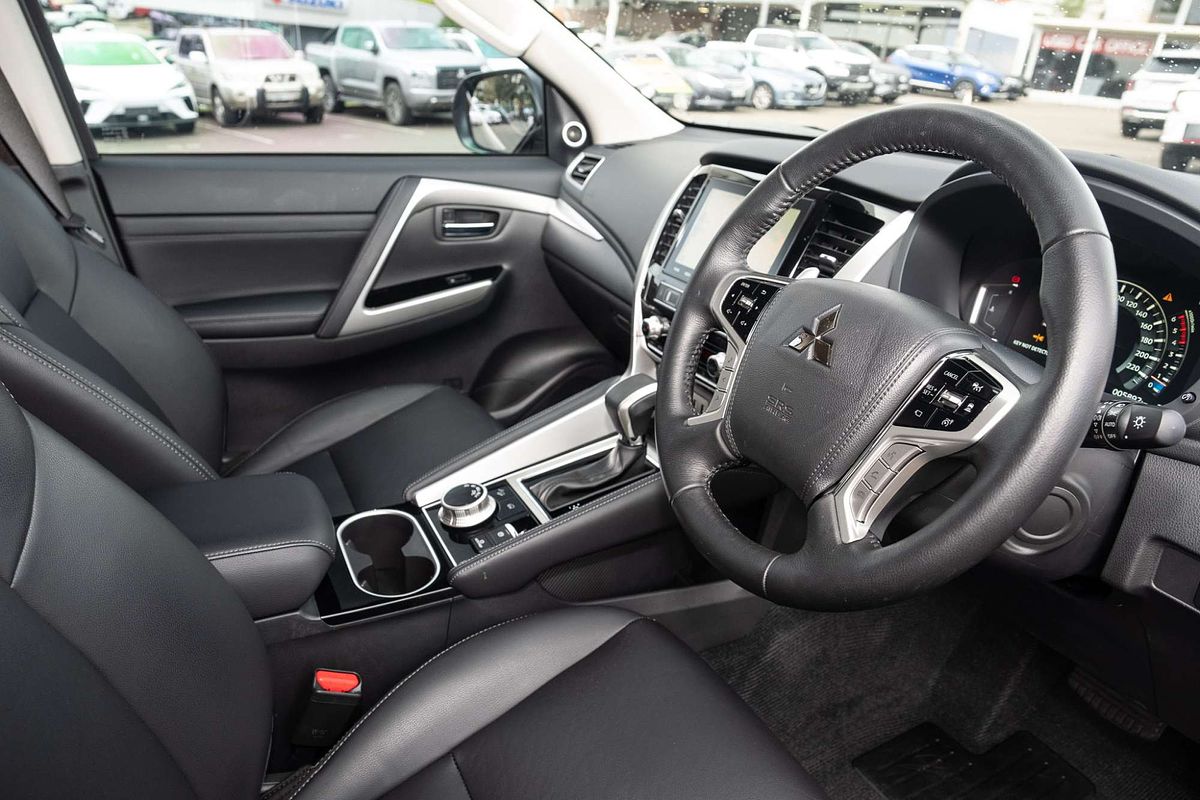 2024 Mitsubishi Pajero Sport Exceed QF