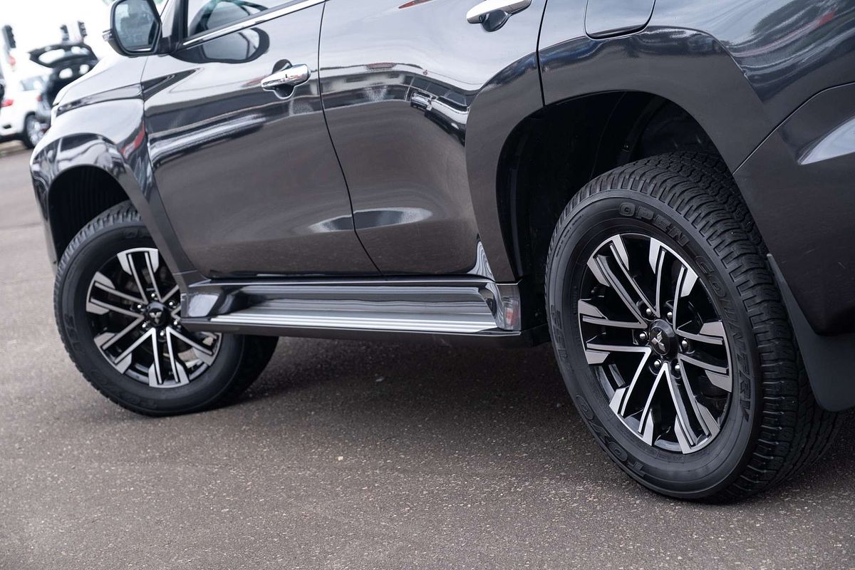 2024 Mitsubishi Pajero Sport Exceed QF