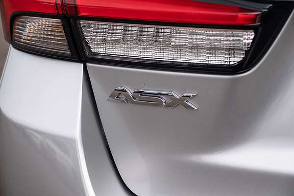 2025 Mitsubishi ASX ES XD