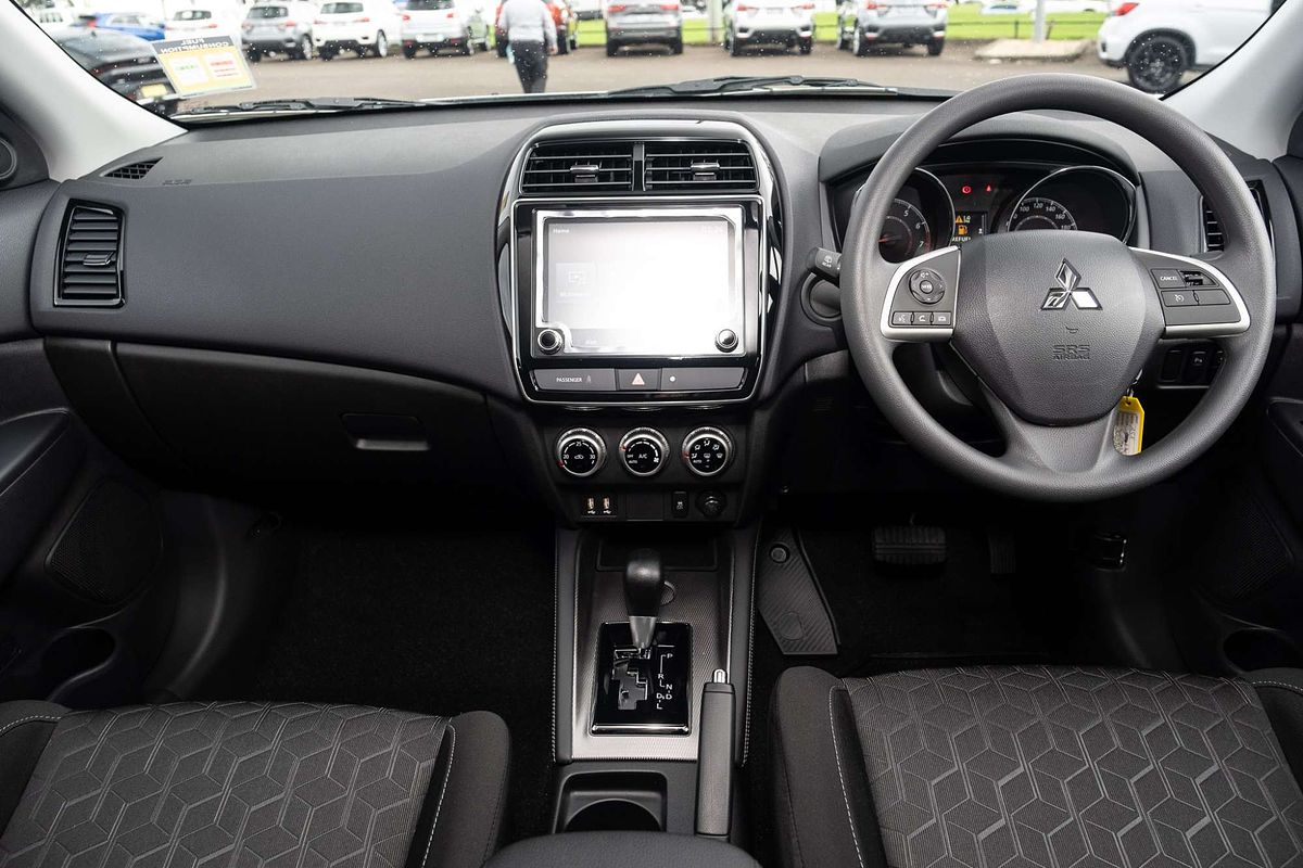 2025 Mitsubishi ASX ES XD