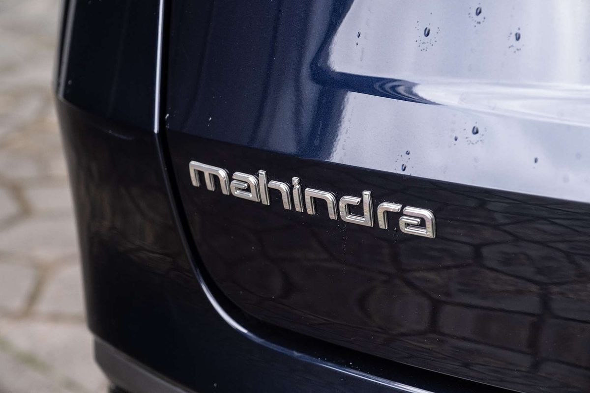 2025 Mahindra XUV700 AX7L