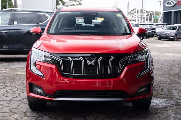 2025 Mahindra XUV700 AX7L