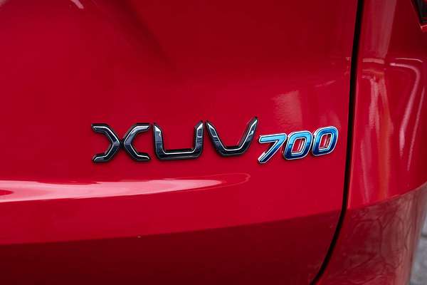 2025 Mahindra XUV700 AX7L