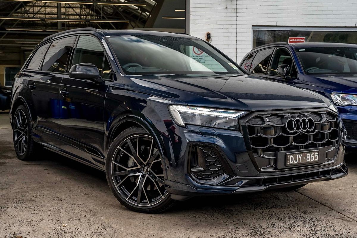 2024 Audi Q7 50 TDI S line 4M