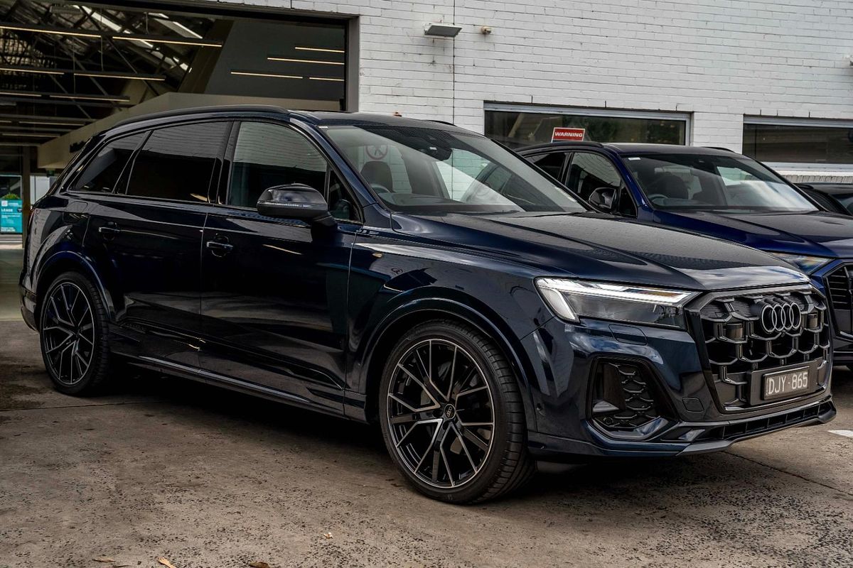 2024 Audi Q7 50 TDI S line 4M