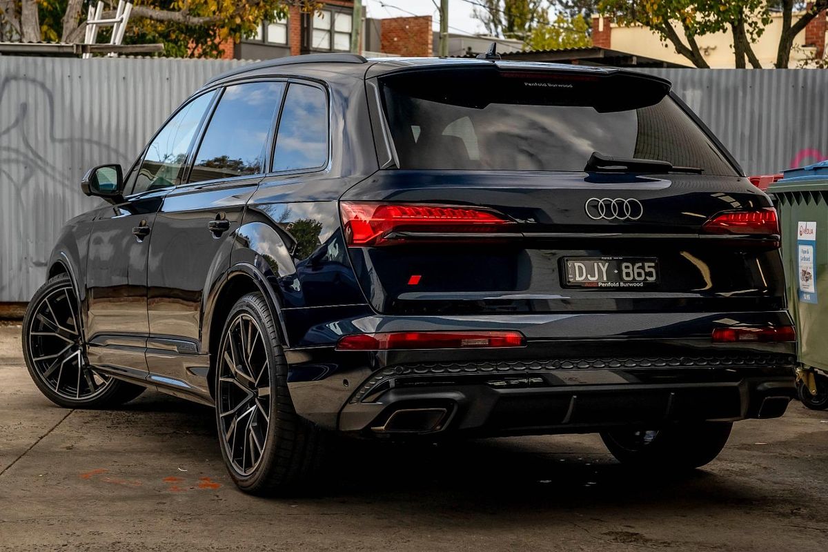 2024 Audi Q7 50 TDI S line 4M