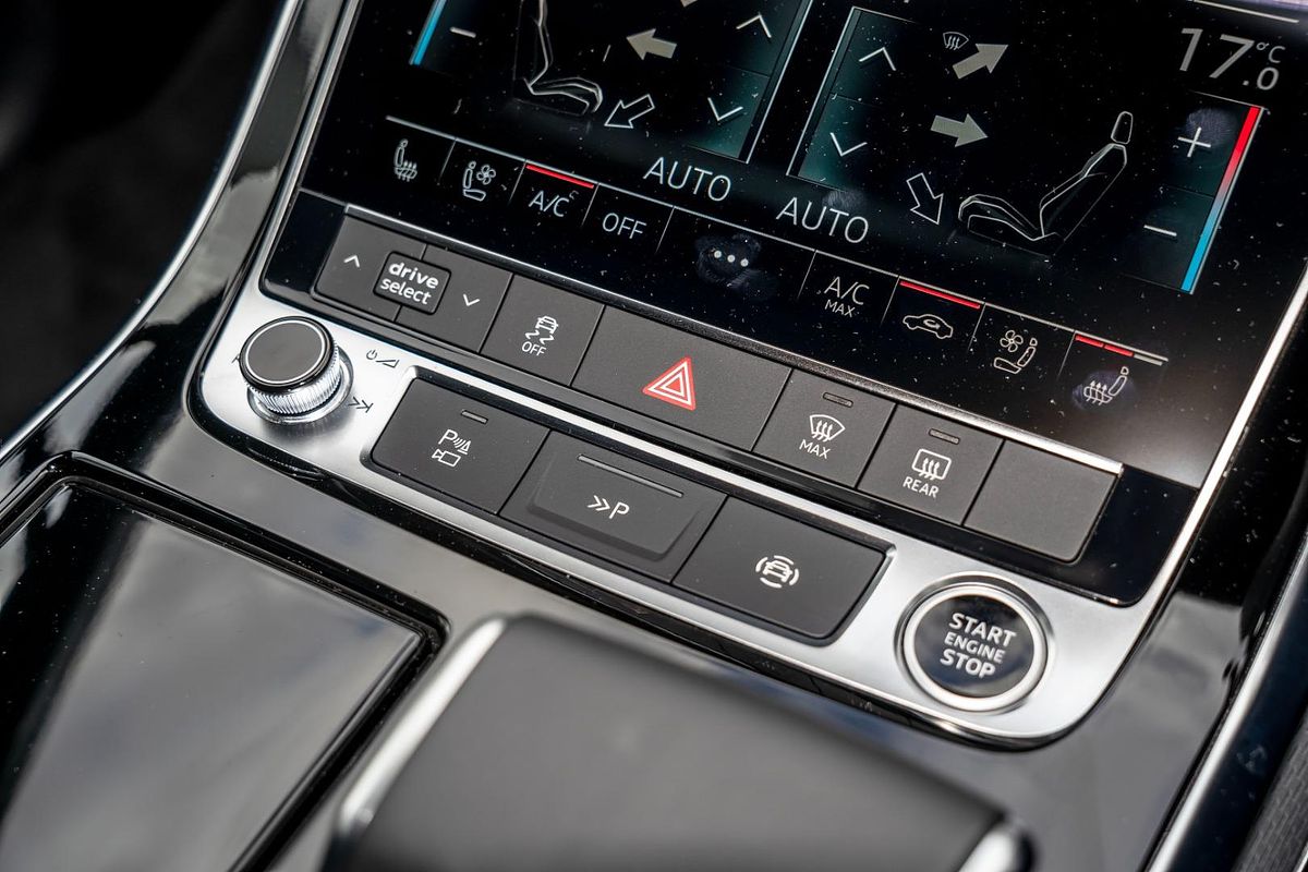 2024 Audi Q7 50 TDI S line 4M