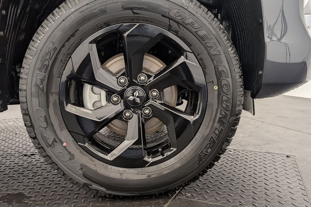 2024 Mitsubishi Pajero Sport GSR QG