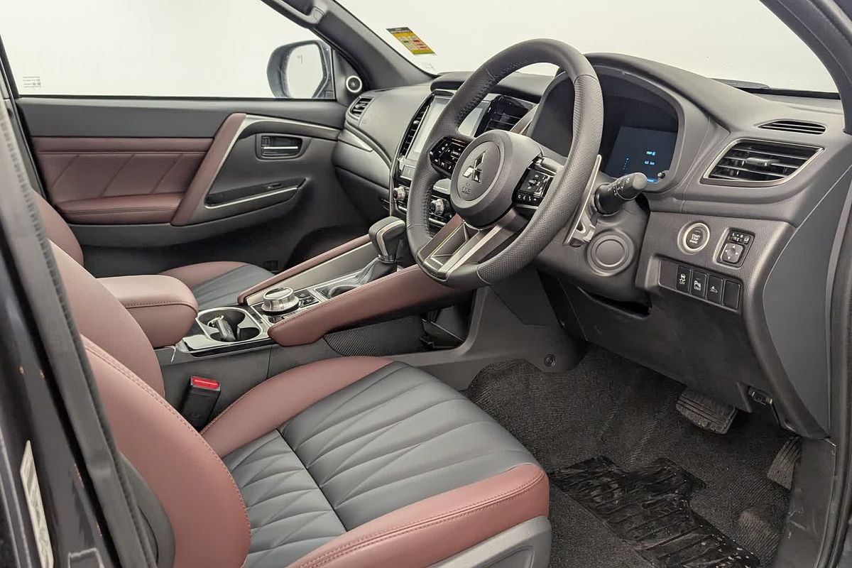 2024 Mitsubishi Pajero Sport GSR QG