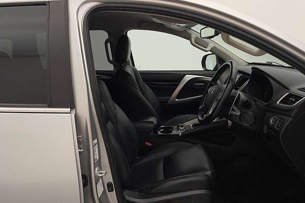 2019 Mitsubishi Pajero Sport GLS QE
