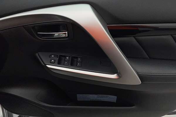 2019 Mitsubishi Pajero Sport GLS QE