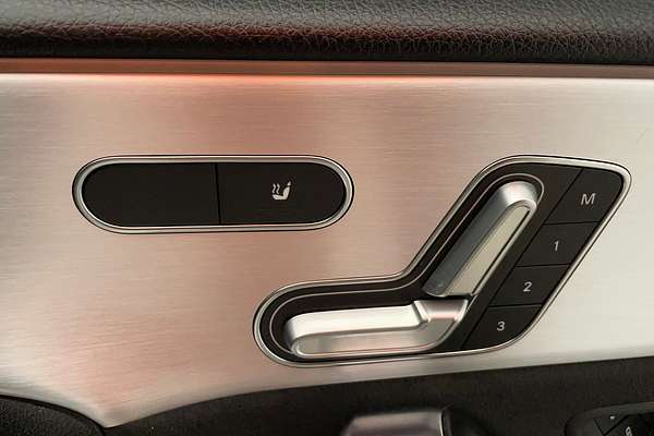 2018 Mercedes-Benz A-Class A200 V177