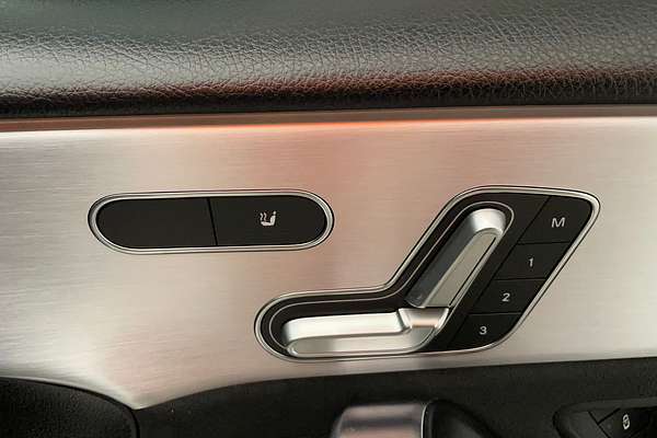 2018 Mercedes-Benz A-Class A200 V177