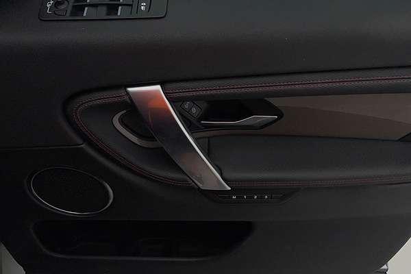 2020 Land Rover Discovery Sport P250 R-Dynamic SE L550
