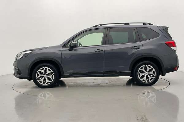 2023 Subaru Forester 2.5i 50 Years Edition S5