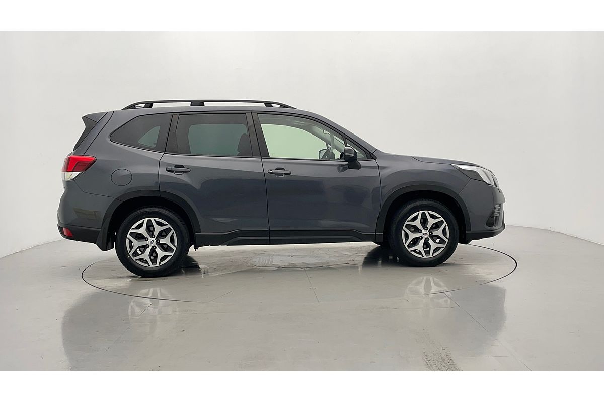 2023 Subaru Forester 2.5i 50 Years Edition S5
