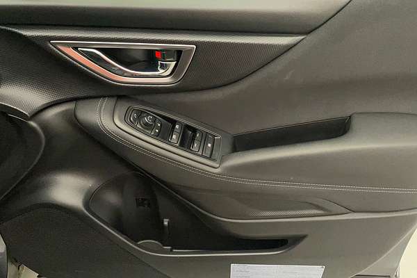 2023 Subaru Forester 2.5i 50 Years Edition S5